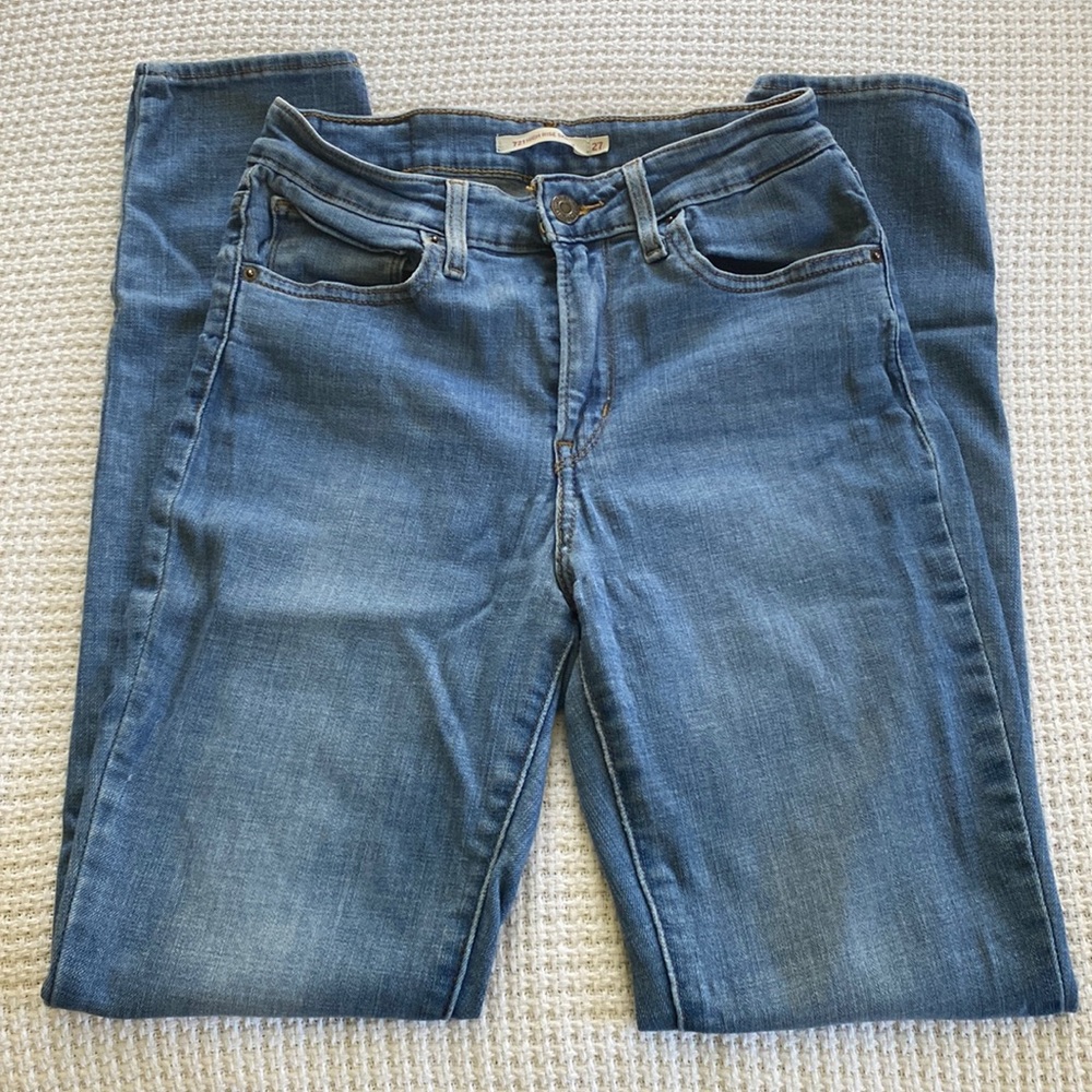 Levi’s 721 high rise skinny jeans